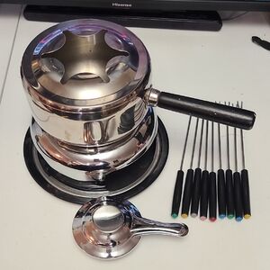 Farberware Silver Fondue Set with Black Handles